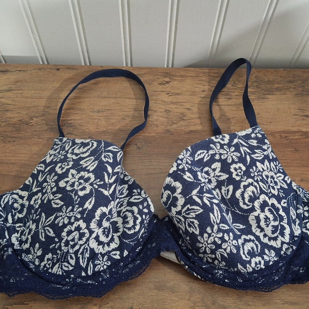 Gilligan & Omalley 34C Bra Blue White Floral Lace Accents Underwire